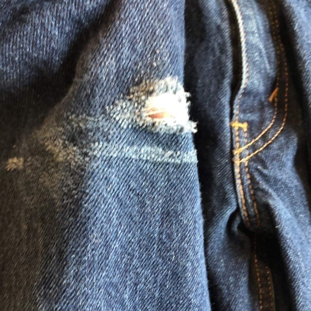 LEVI’s 550 34 X 32 Relaxed Fit Used - Picture 11 of 16